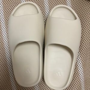 Adidas Yeezy Slide Bone